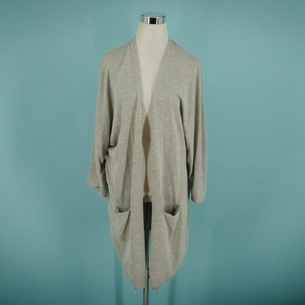 Donni One Size Plus Gray Ivory Stripe Print Open Front Long Sleeve Cardigan